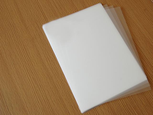 Materiale per PC in policarbonato con nuova carta
